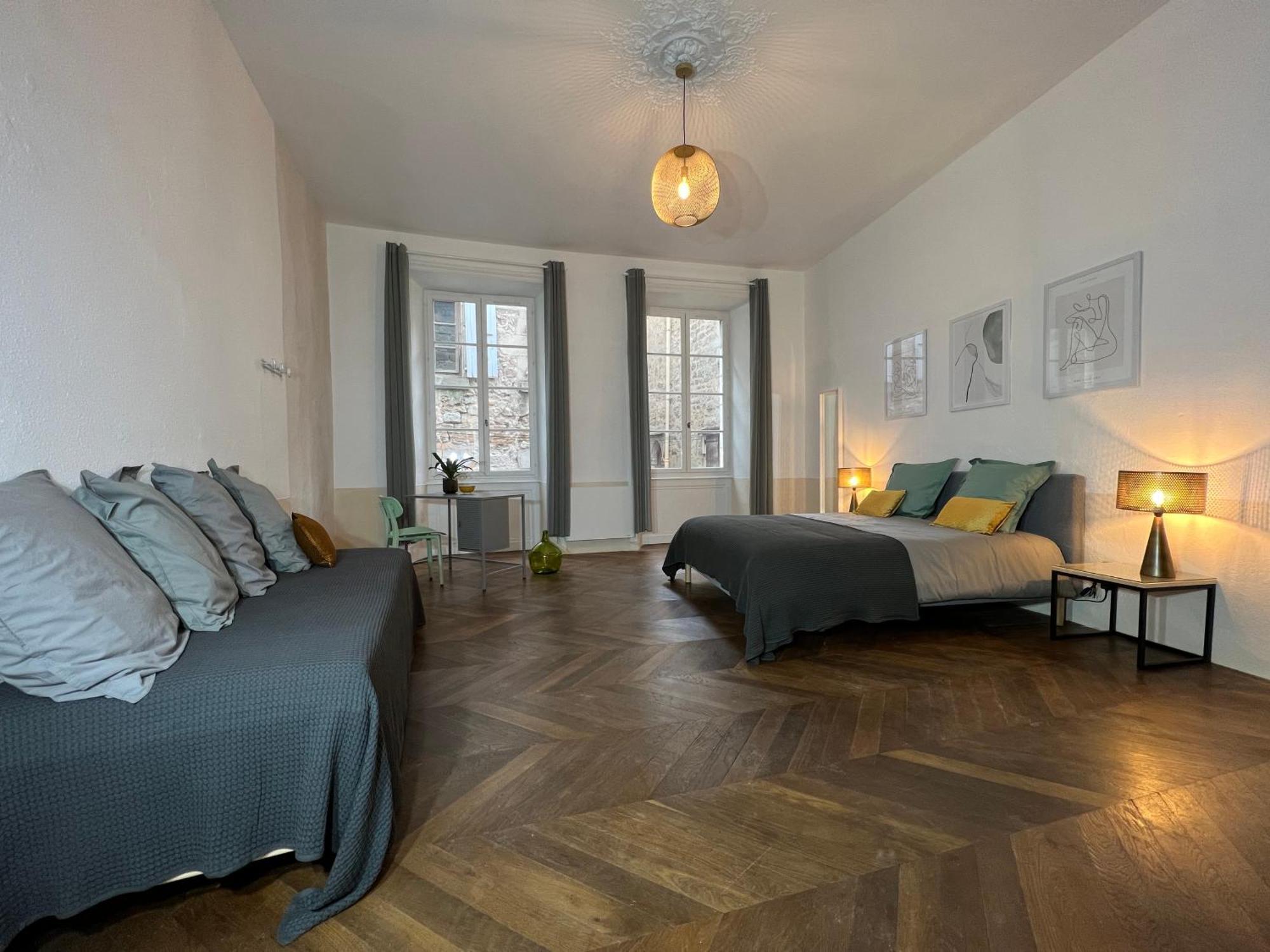 Apartment Nature & Medieval, De Charme 4 Etoiles *